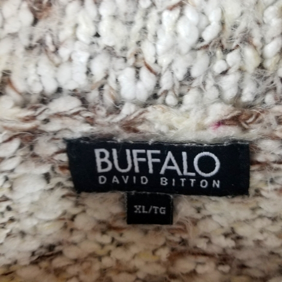 Extra Warm Sweater - Picture 3 of 5